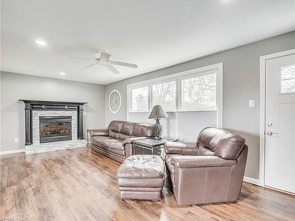 2nd image of 4675 Bliss Dr