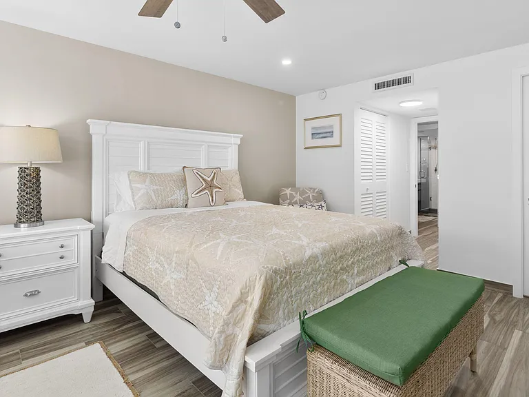 4020 Galt Ocean Dr #1504 — Photo 11