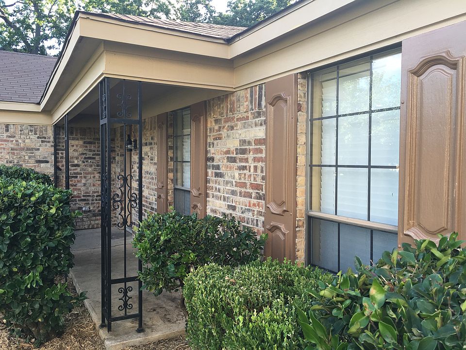 1st image of 2309 Harrington Ct