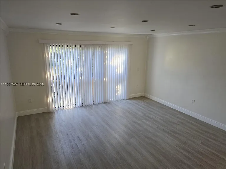 4020 Del Rio Way #720 — Photo 23