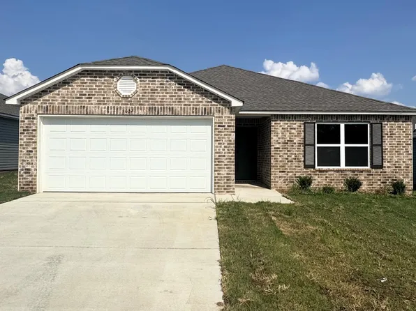 1632 Rambling Brook Dr, Benton, AR 72015