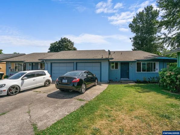 4862-4864 Cougar Ct SE, Salem, OR 97317