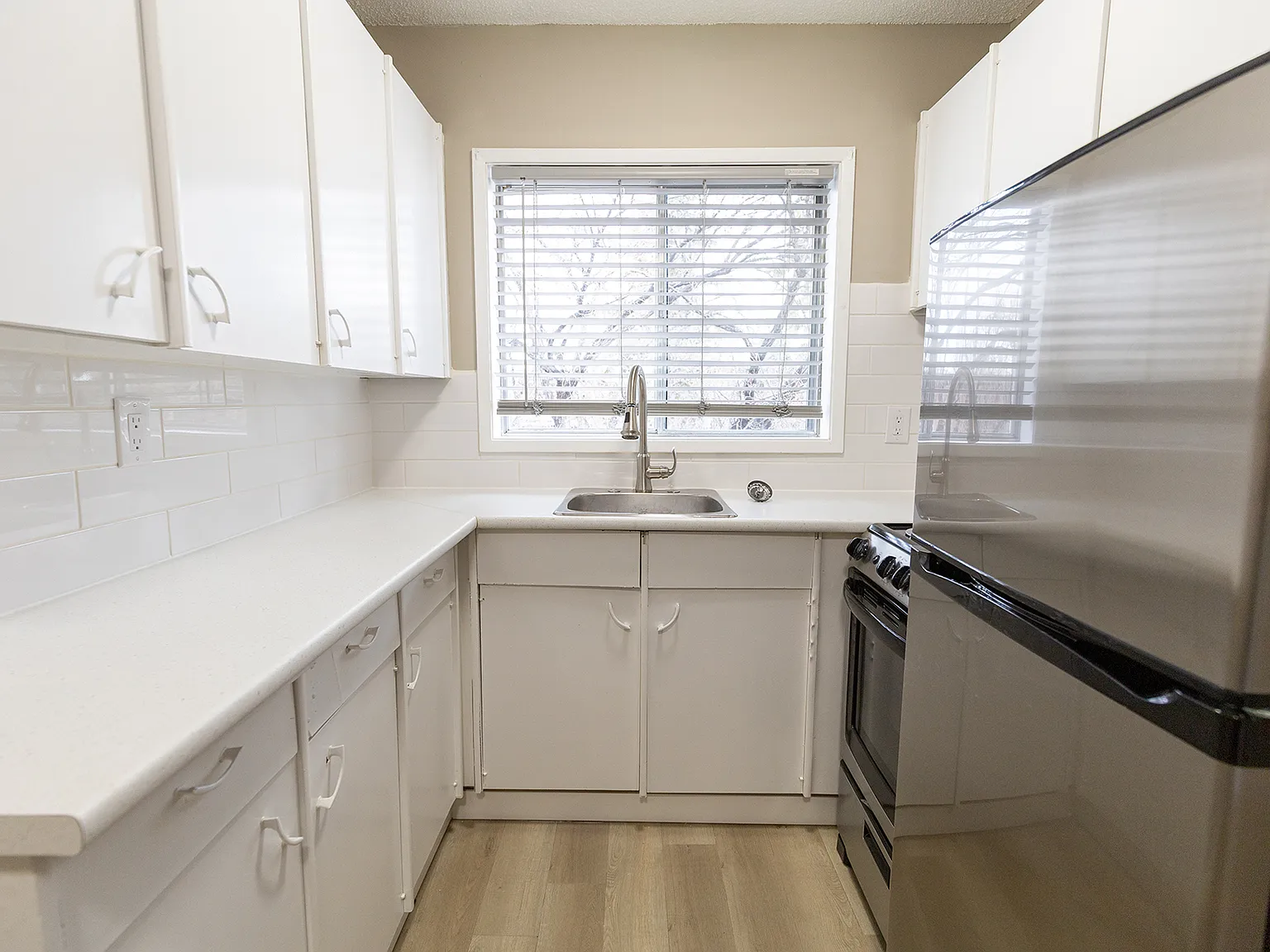 Elbow Mission Apartments — Photo 3