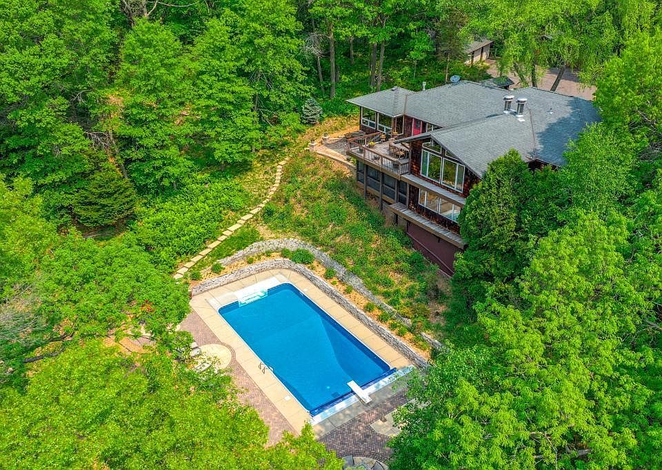 1st image of 10340 Jody Avenue Ct N