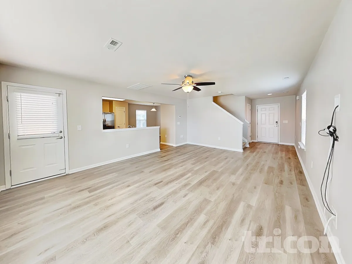 Building Photo - 4416 Lyman Ave