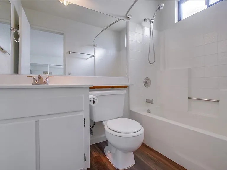 Beautifully Renovated Property perfectly situated between North Park and Normal Heights! — Photo 43
