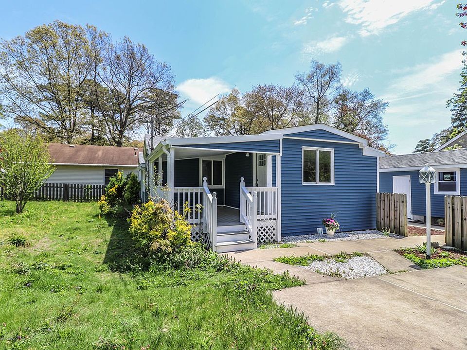 1st image of 302 Anthony Ave