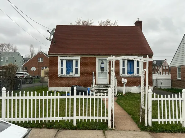 140 Gilman St, Hartford, CT 06114