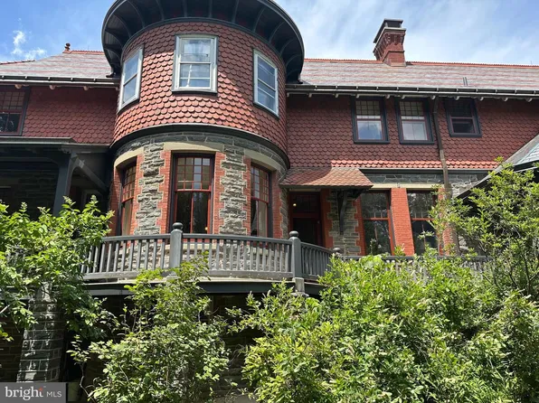 266 Beechwood Dr, Bryn Mawr, PA 19010