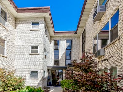 5771 N Northwest Hwy #503, Chicago, IL, 60631