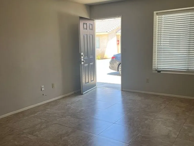 3104 Brookfield Loop — Photo 3