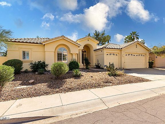3rd image of 8993 E Wood Dr