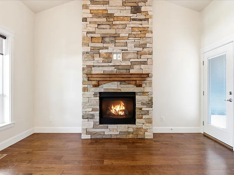 1415 E Summerheights Dr — Photo 9