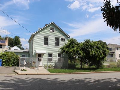 4 Woodview Ave, Fords, NJ, 08863