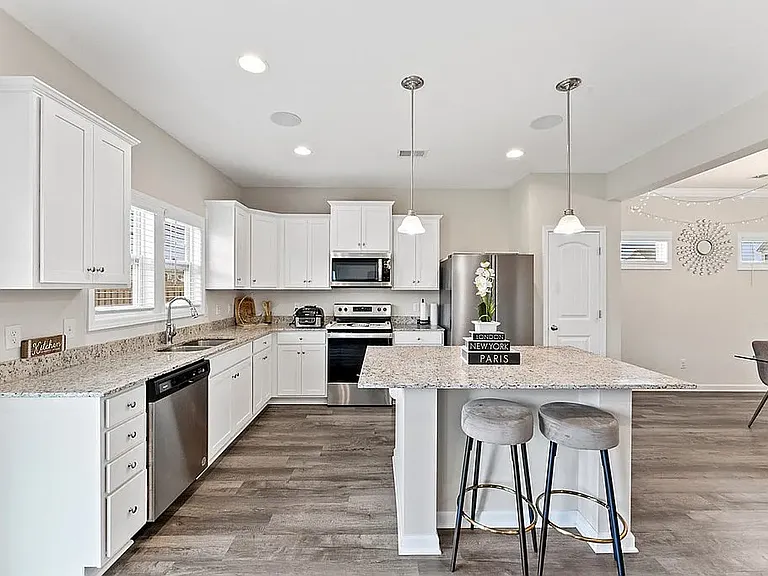 3161 Matthews Dr — Photo 14