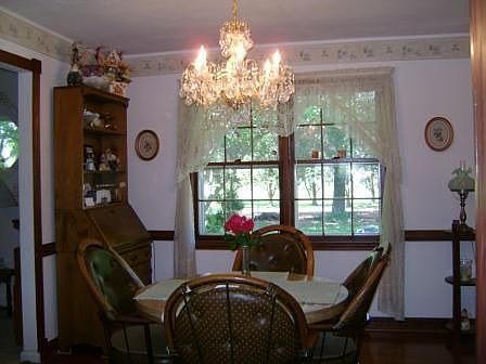 2nd image of 3225 Club House Rd