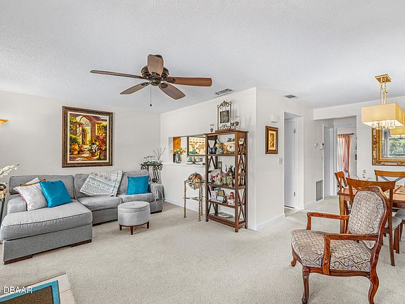 3rd image of 112 Lacosta Ln Unit 122