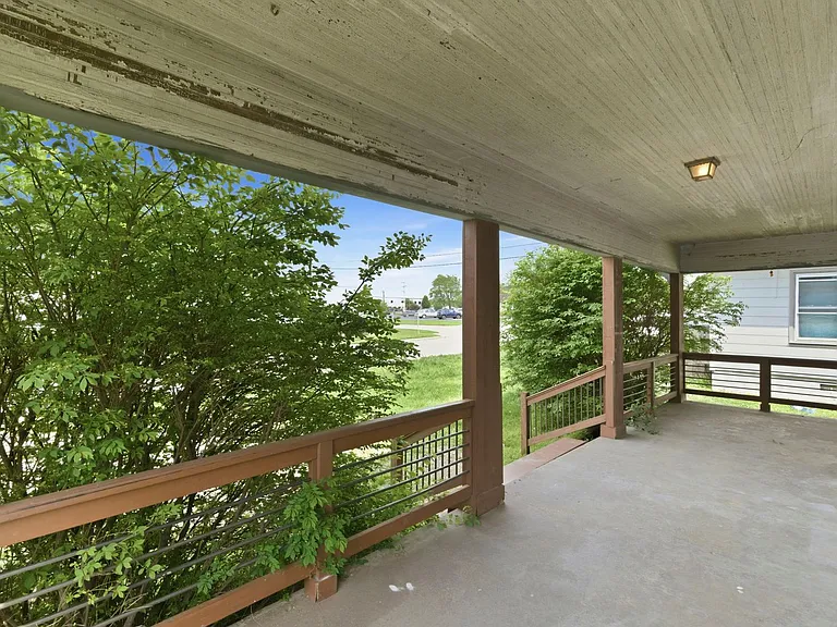 2154 E Cairo St — Photo 3