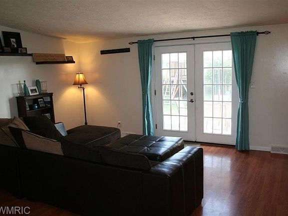 5th image of 1774 Joni Ln