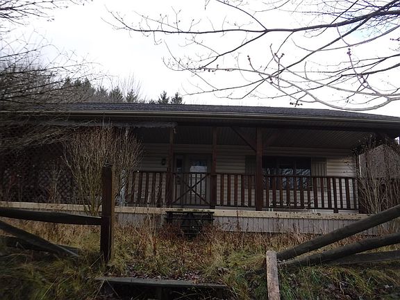 2nd image of 161 Autumn Haze Ln