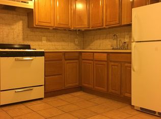 421 E 238th St, Bronx, NY 10470