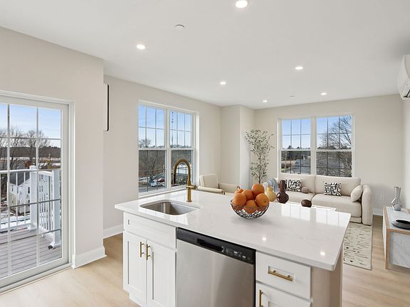 2nd image of 477 W Center St #1716d69f5