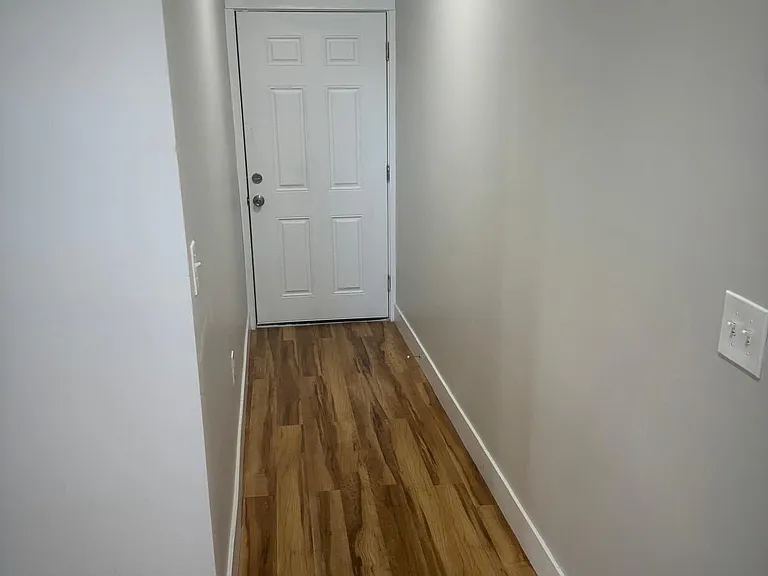 88 6th Ave #1 — Photo 7