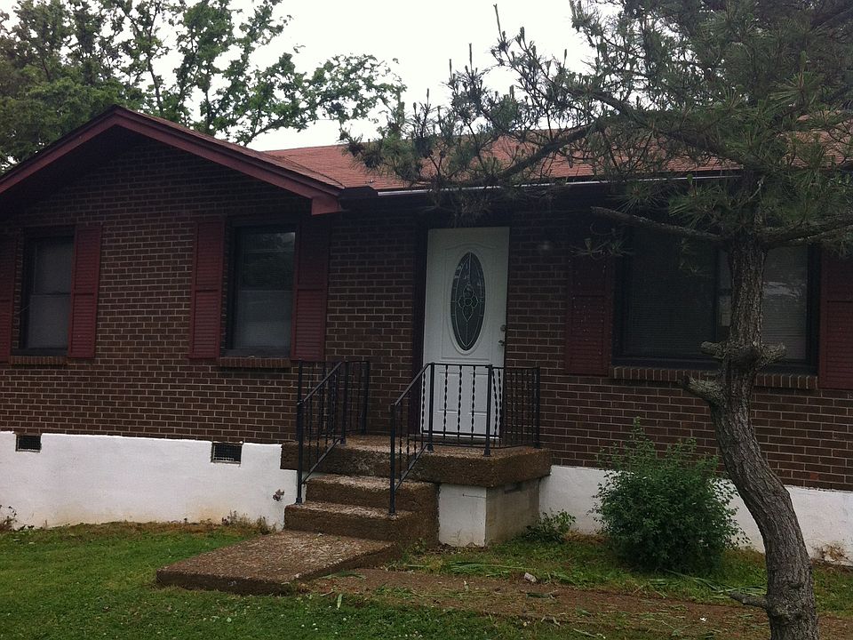 1st image of 2562 Bethwood Dr