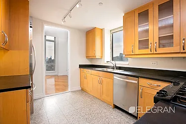 Rented by (Legacy) Elegran