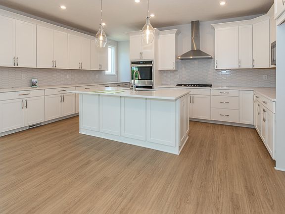 4th image of 14390 Marsdale Pl