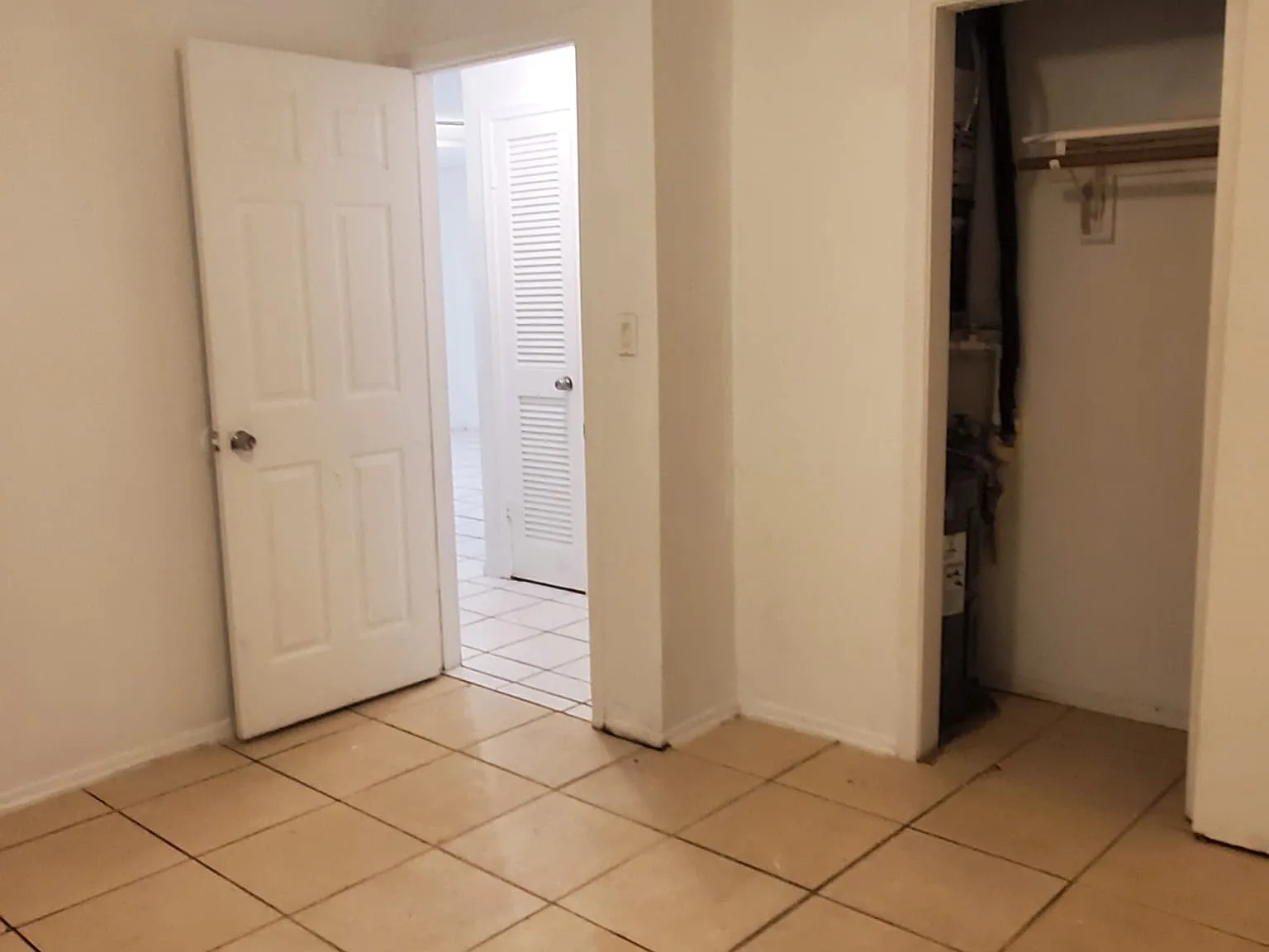 2 bed, $2,190 — Photo 4