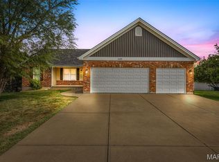 1299 Riesling Ln, Pevely, MO 63070