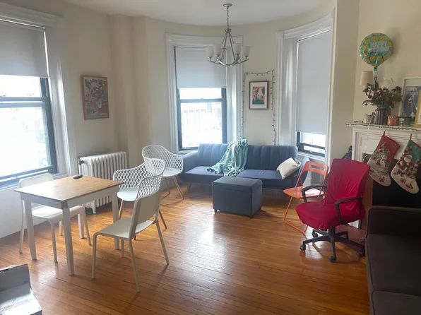 522 Beacon St #2, Boston, MA 02215