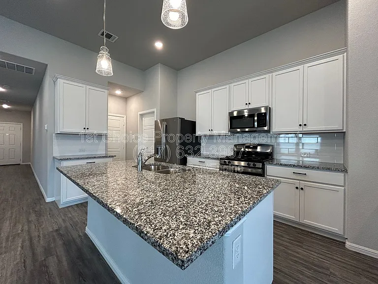 8941 Lantana Meadow Dr — Photo 18