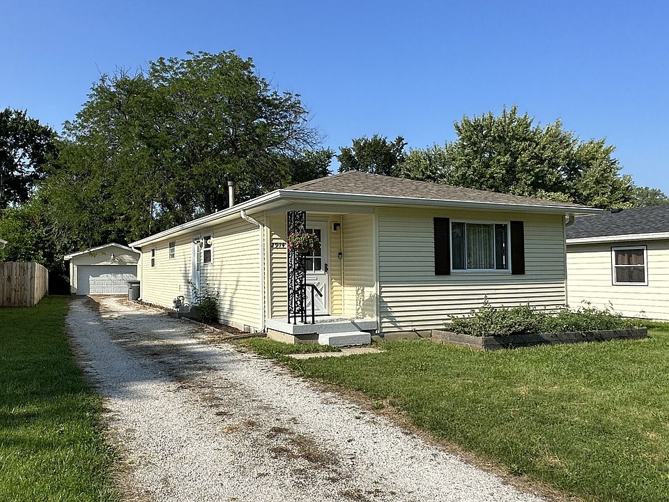 1st image of 2914 Merts Dr
