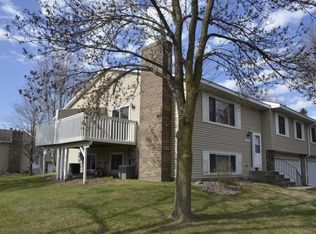 4633 Penkwe Way, Eagan, MN 55122