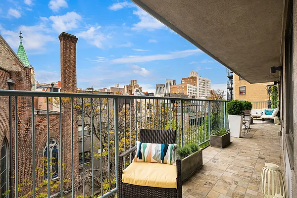 Sold by Brown Harris Stevens | media 5