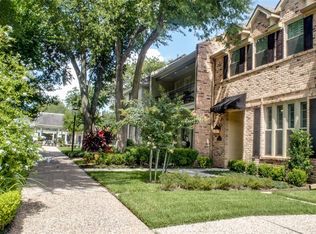 2114 Amberly Ct, Houston, TX 77063