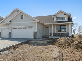 826 Kendall Dr SW, Altoona, IA 50009
