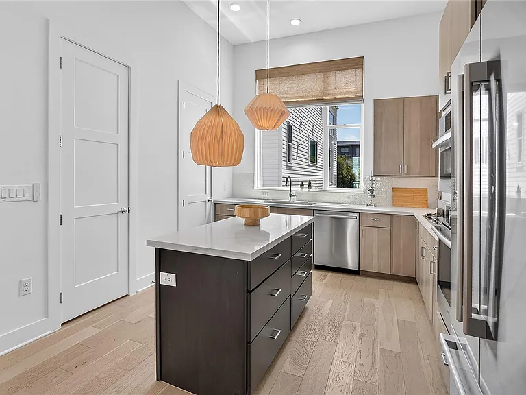 2805 McCurdy St #14 — Photo 10