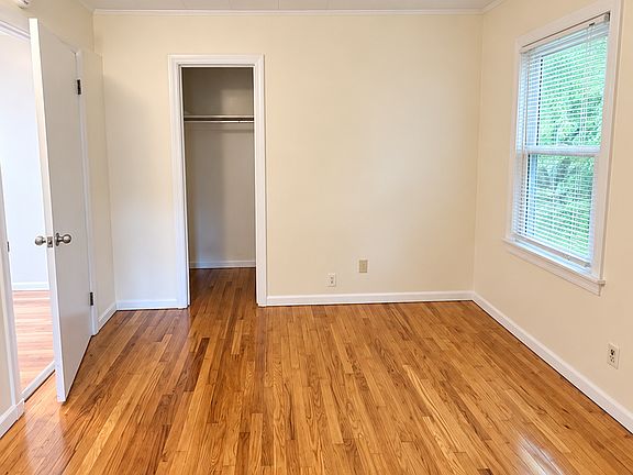 5th image of 207 Main St #A
