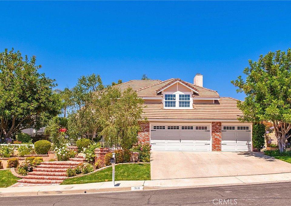1st image of 968 Saddlehorn Pl