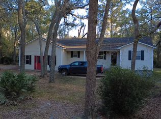 800 Apaloosa Rd, Douglas, GA 31533