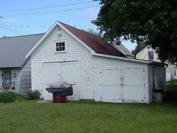 3rd image of 212 W McMillan Ave