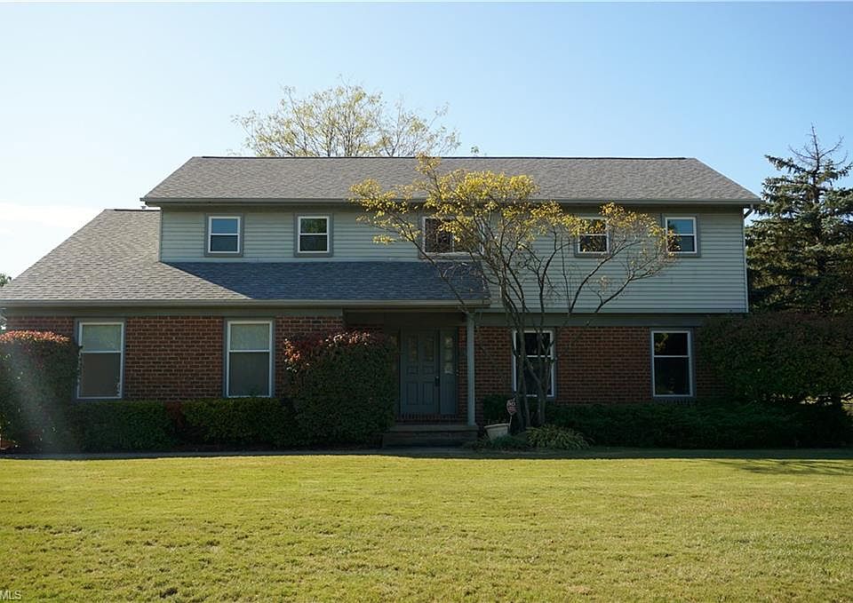 1st image of 400 Greenmont Dr