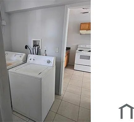 3295 NW 15th Ct — Photo 5