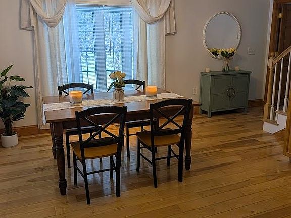 4th image of 60 Chichester Road