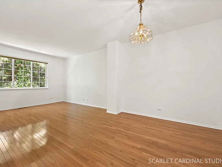 2125 W Concord Ln #2125 — Photo 7