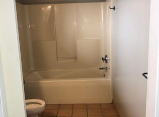 2850 Mayfield Rd, Cleveland Heights, OH 44118