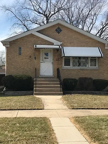 3922 Clinton Ave photo 1